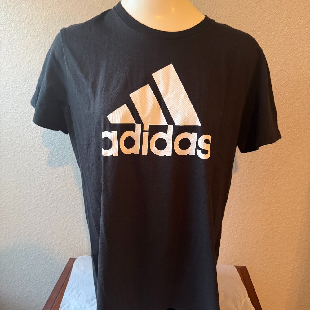 WMNS Adidas Logo Tee SIZE: XL